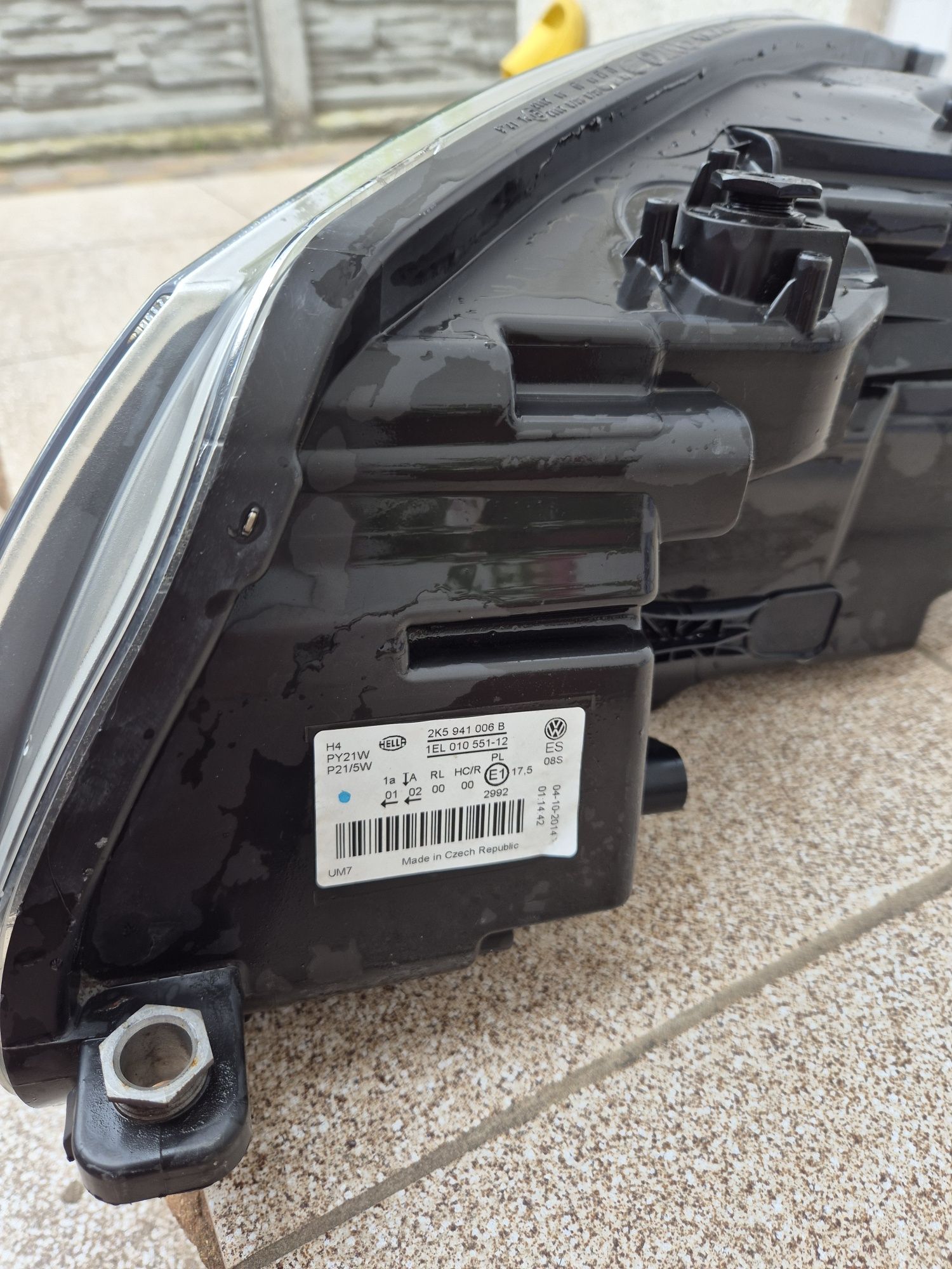 Фара правая 2K5941006B VAG Caddy III