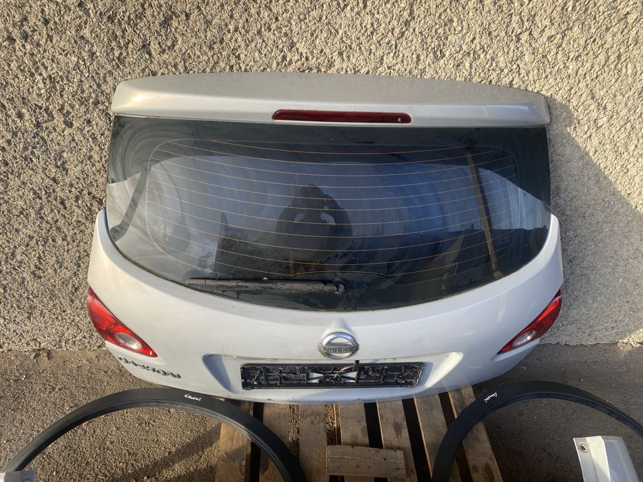 Кришка багажника Ляда Nissan qashqai j10