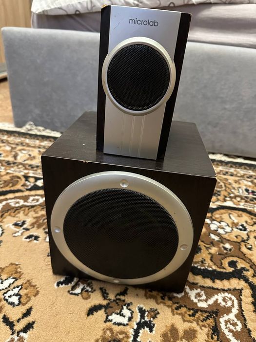 Продам музичну систему Microlab