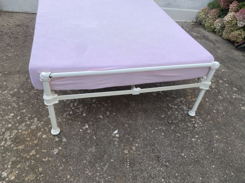 Cama de ferro antiga complets