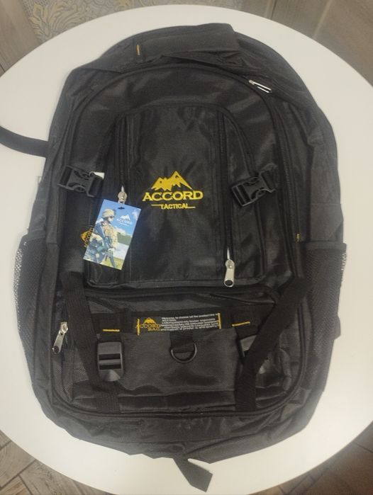 Рюкзаки різні нові