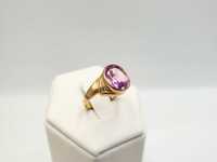Złoty pierścionek z fioletowym kamieniem 3,16g 585 14K R. 12