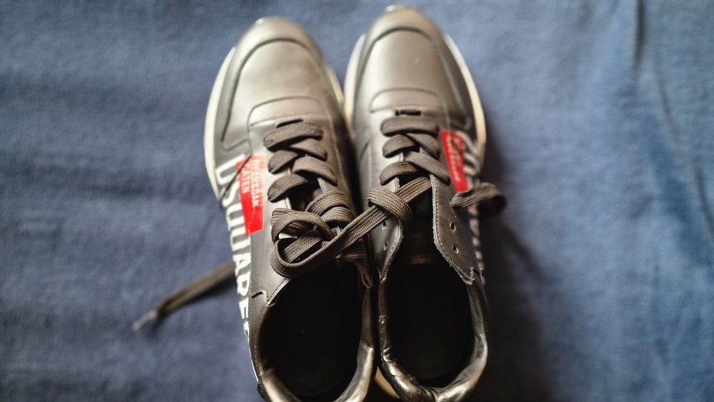 Кросівкі DSQUARED2 черного коліру