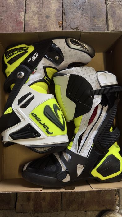 Мотоботи Forma ice flow