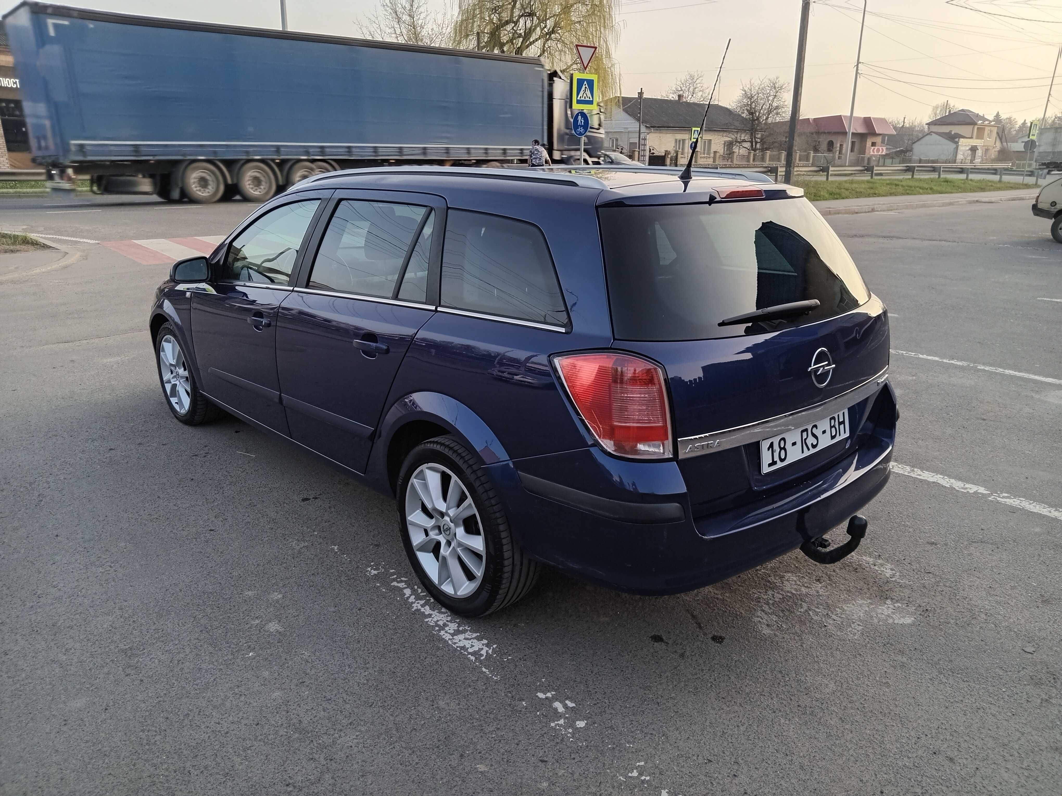 Opel Astra H 2005