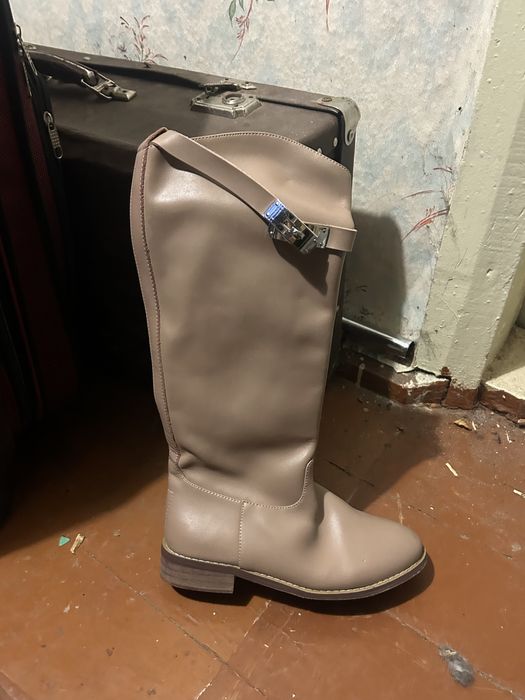 Сапоги чоботи hermes гарні 36 беж