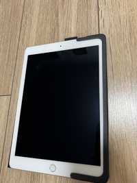 Ipad 9,7 pro gold 1 genetacji wifi + cellular model A1674