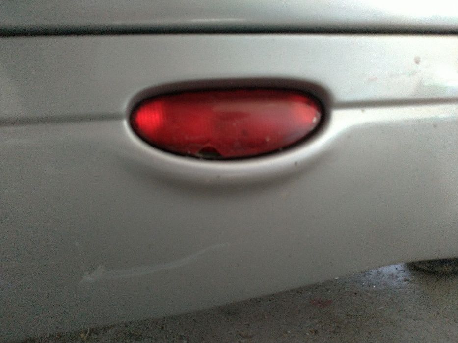 farolin traseiro de nevoeiro para peugeot 206