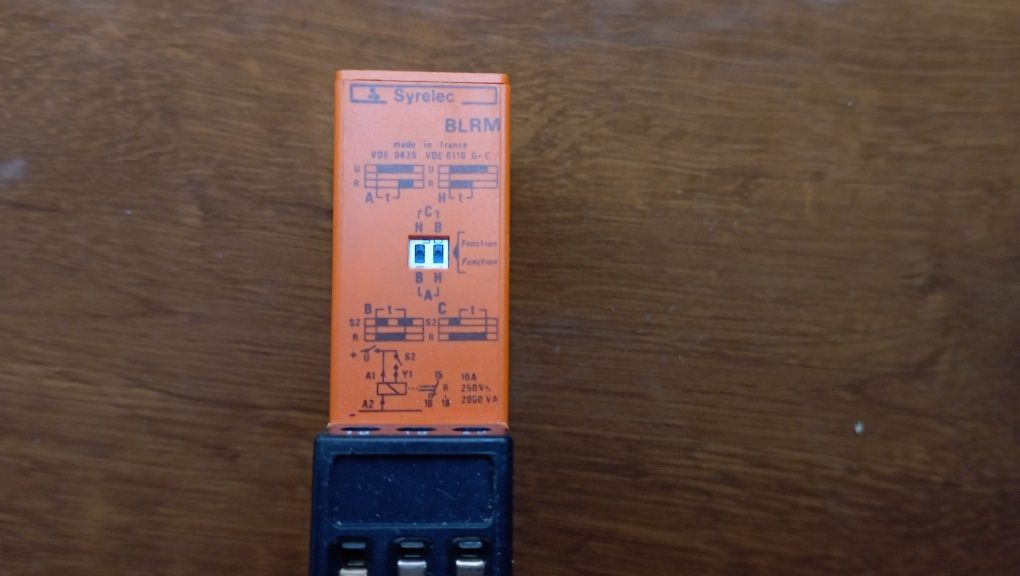 Реле часу Syrelec BLRM, VDE 0435, VDE 0110 Gr C