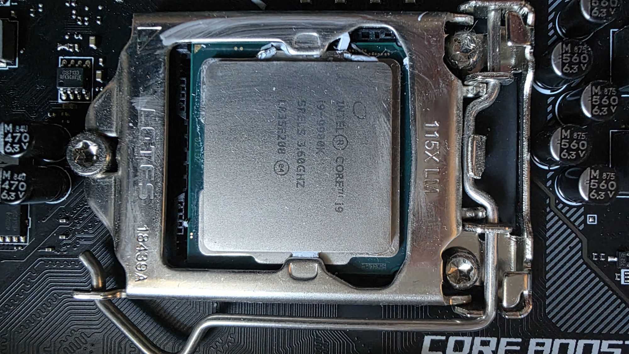 i9 9900k + MSI z390 + 32GB DDR4 + win11