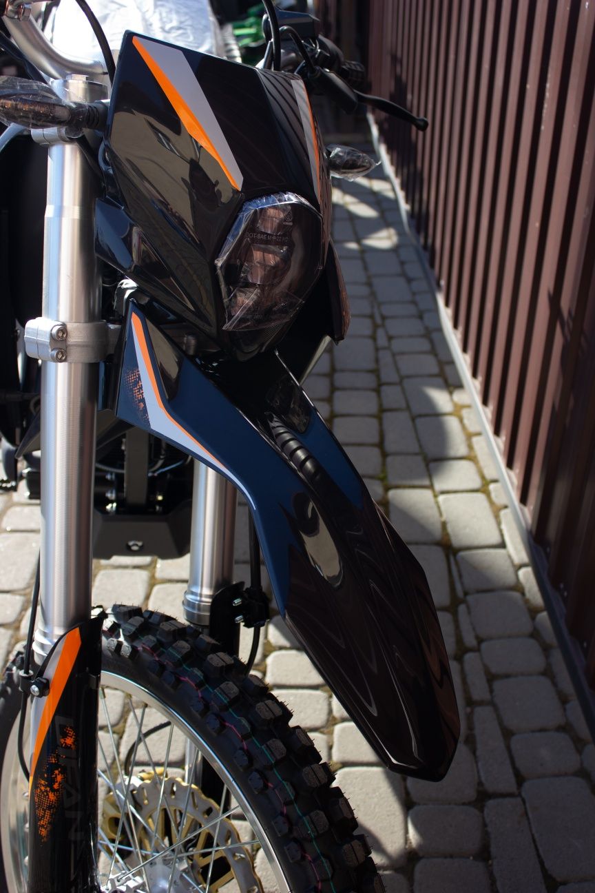 Мотоцикл LIFAN KPX 250