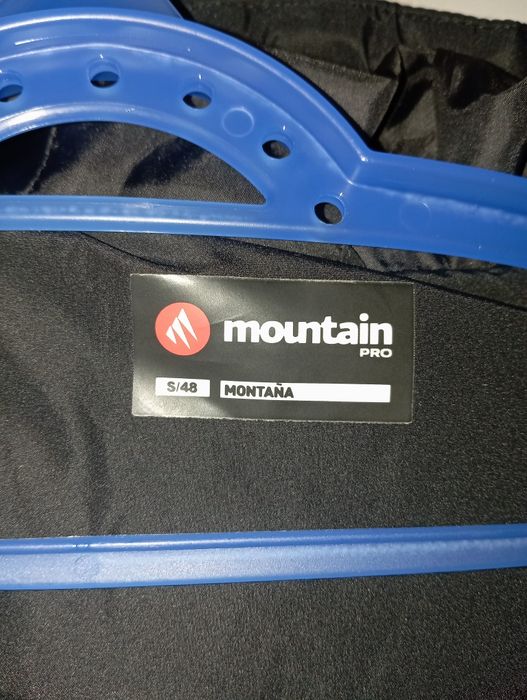 Casaco comprido, tamanho S 48, COMO NOVO (aceito retoma de videojogos)