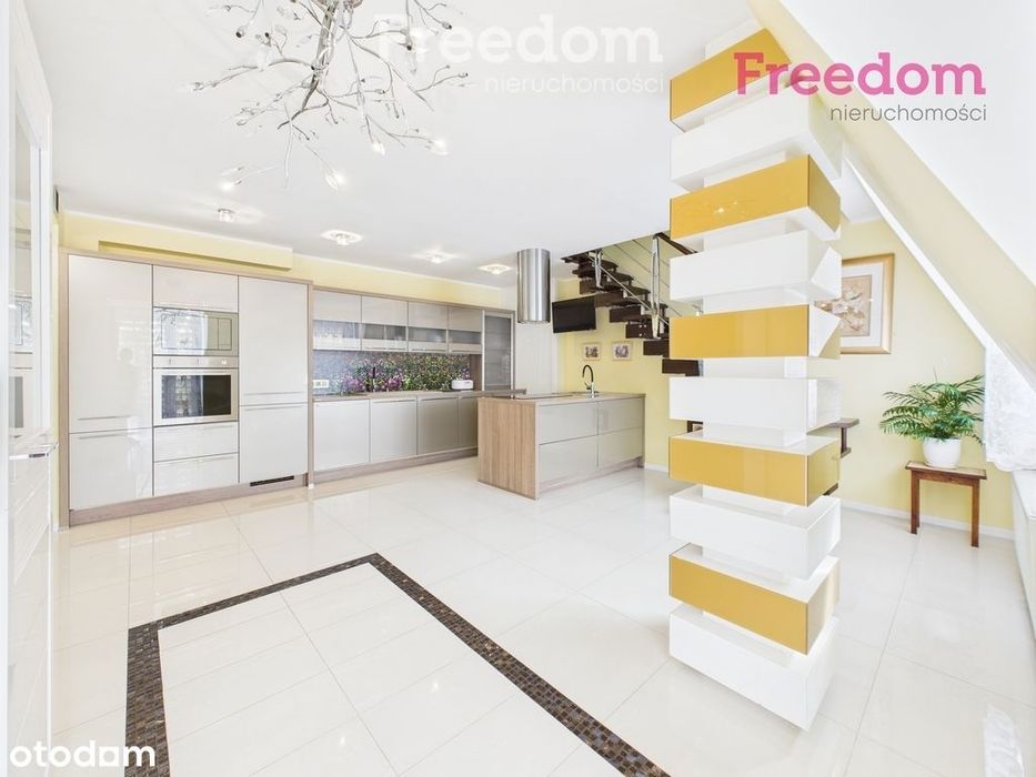 Na sprzedaż - przestronne mieszkanie z antresolą