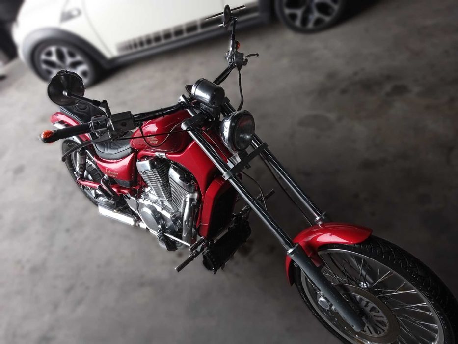 SUZUKI Intruder 800