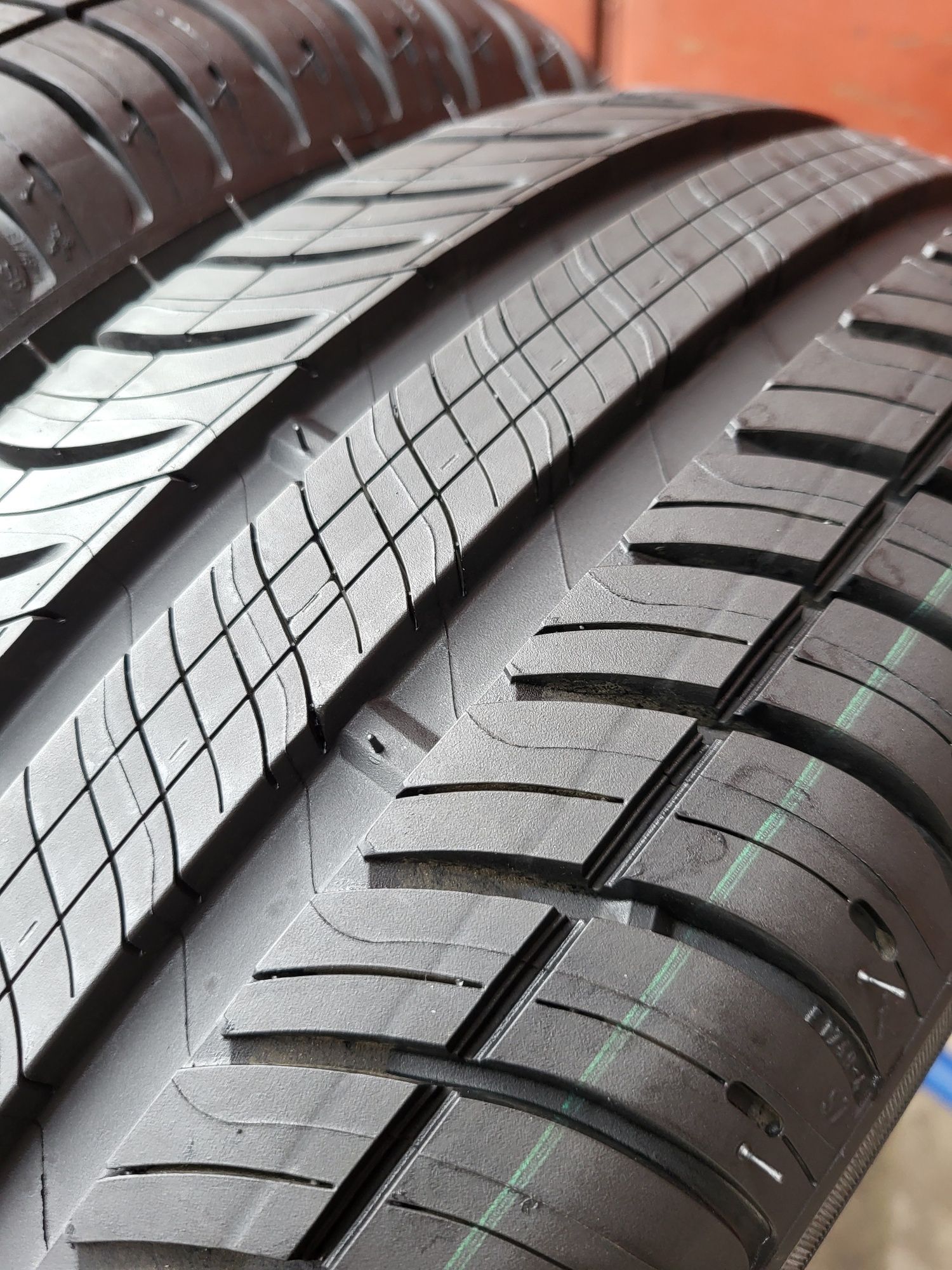 175/65/14 R14 Michelin Energy Saver 2шт ціна за 1шт літо шини