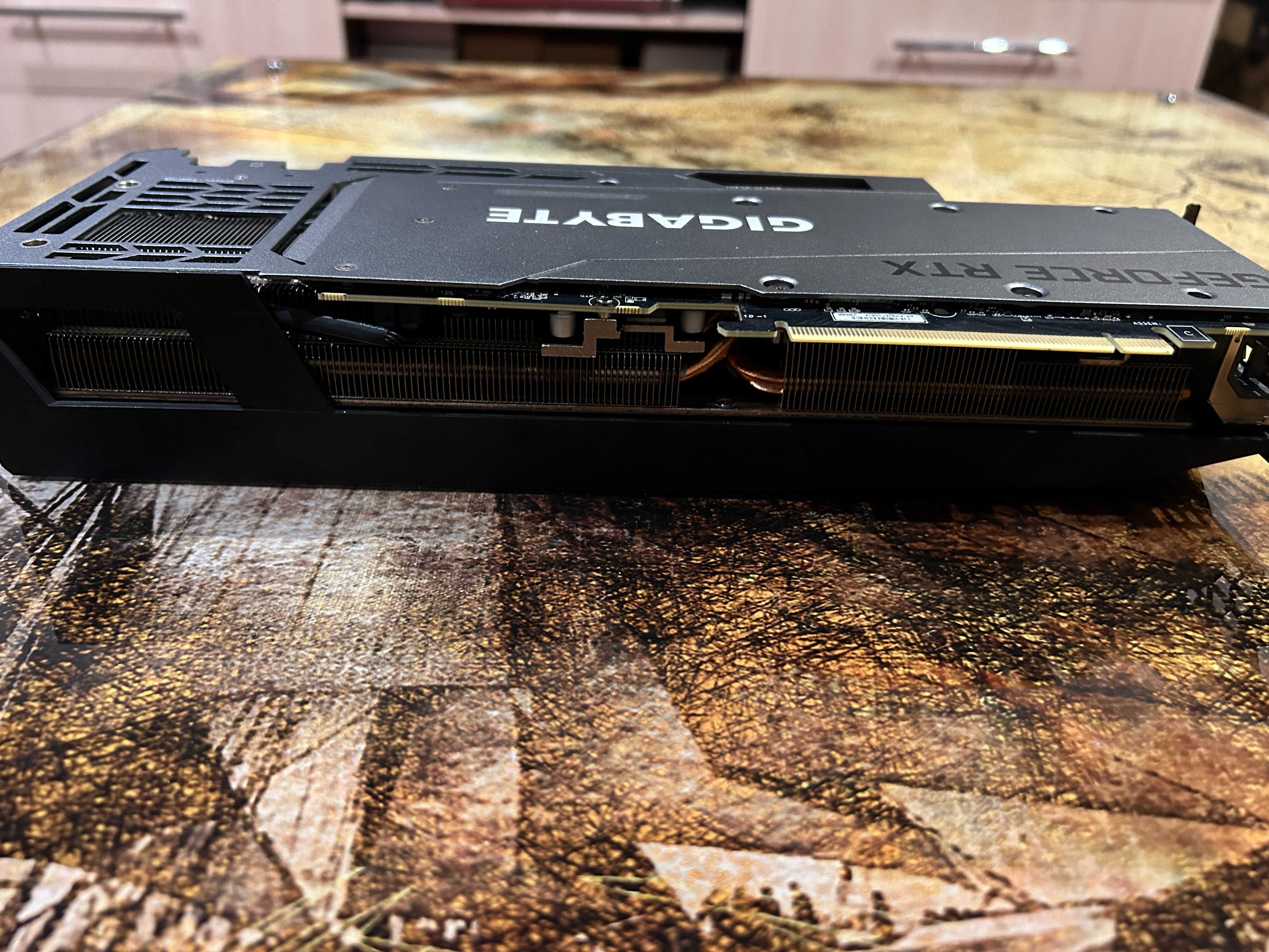 Gigabyte RTX3090 24Gb Windforce 3X под ремонт