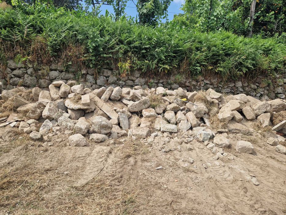 Pedra  velha  para venda