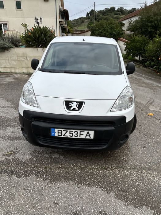 Peogeot partner impecavel