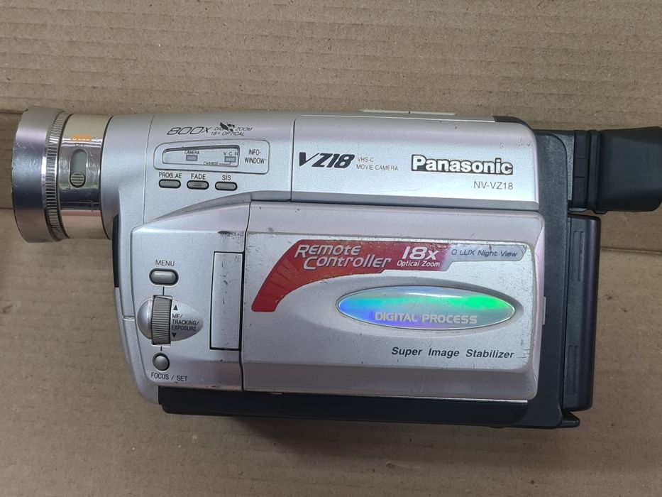 Відеокамера Panasonic NV-VZ18