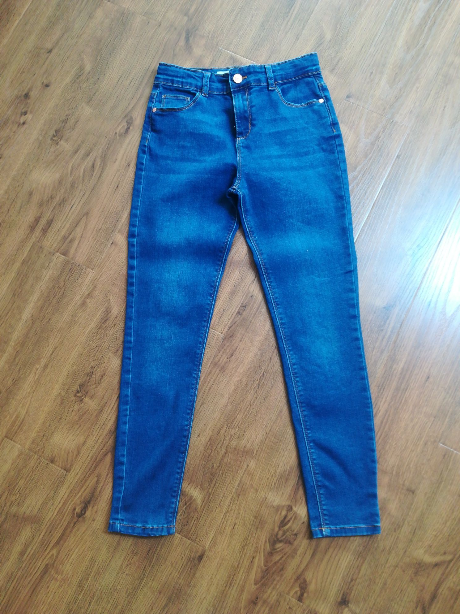 Jeansy skinny r. 146