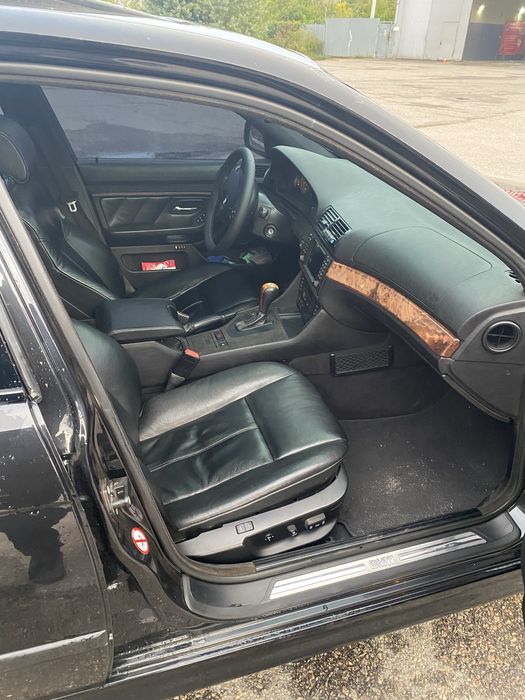 Продам BMW 535 V8