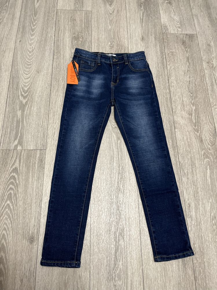 Продам джинси на хлопчика 140-146 см, нові