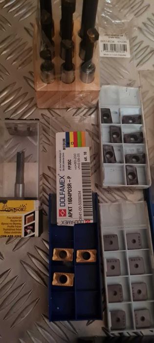 Noże do tokarek Frezy Płytki Tokarskie ZeSTaW Tokarka Frez