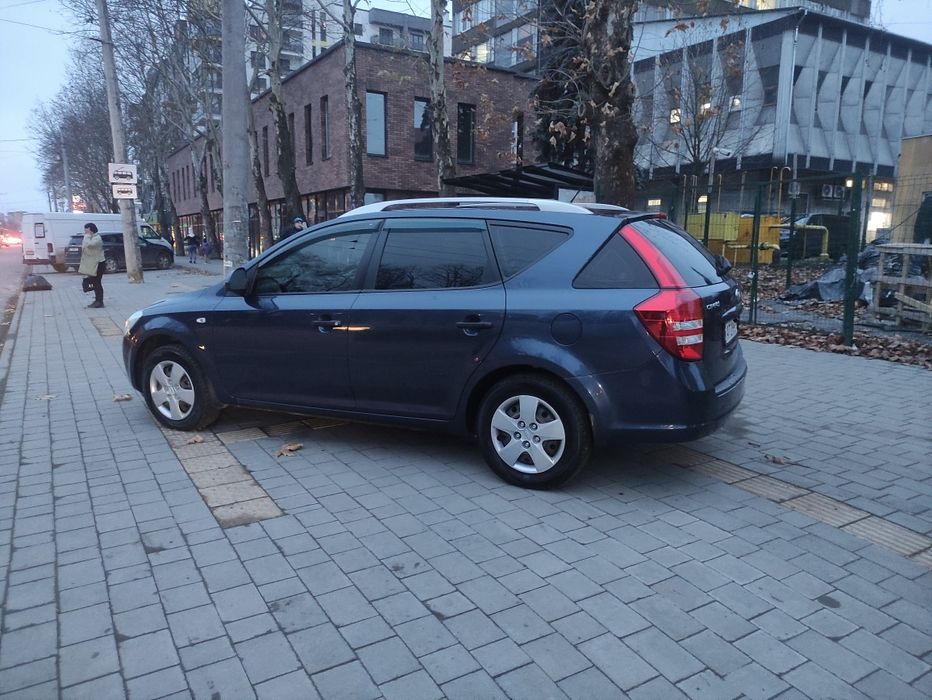 Кіа сід універсал