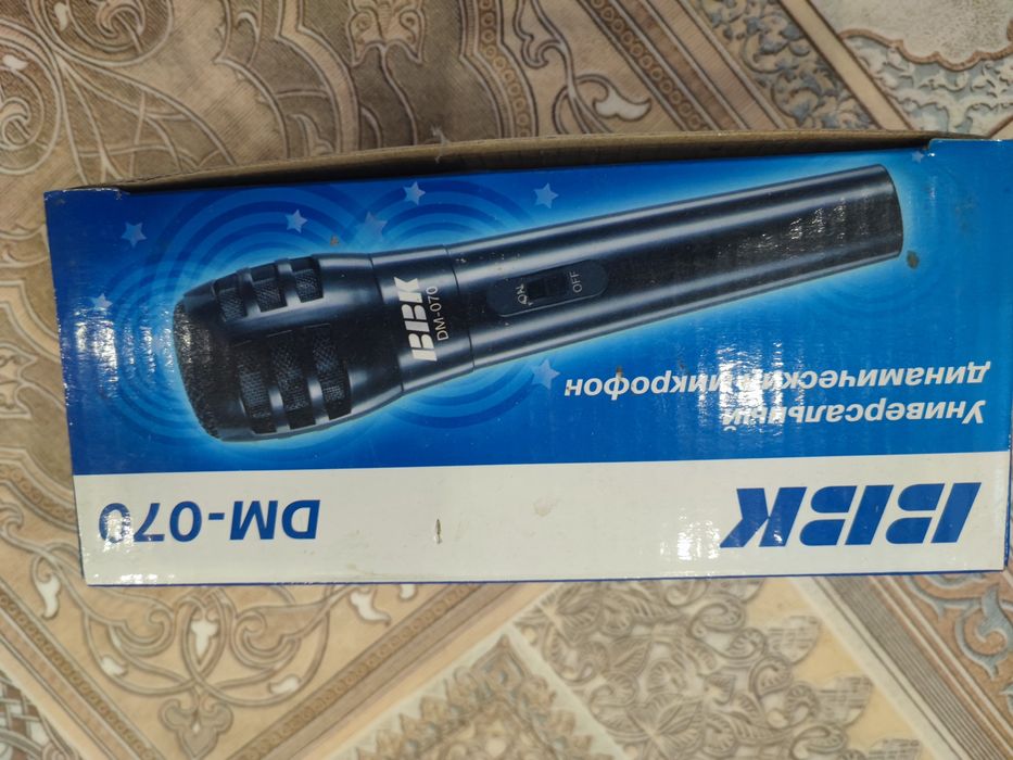 Микрофон студийный BBK "DM-100", DM-070"