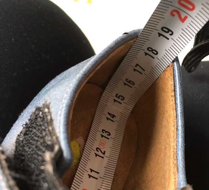 Skorzane buty / sandaly bliźnieta bliźniaków bliźniaczki - Rozmiar 23!