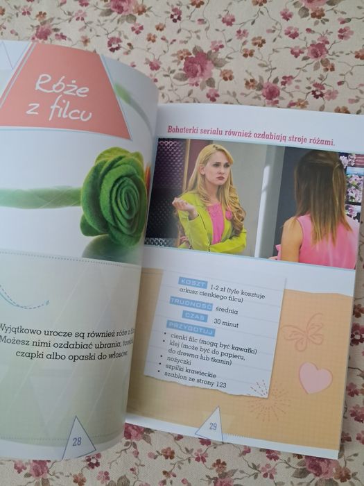 Książka Violetta modne dodatki