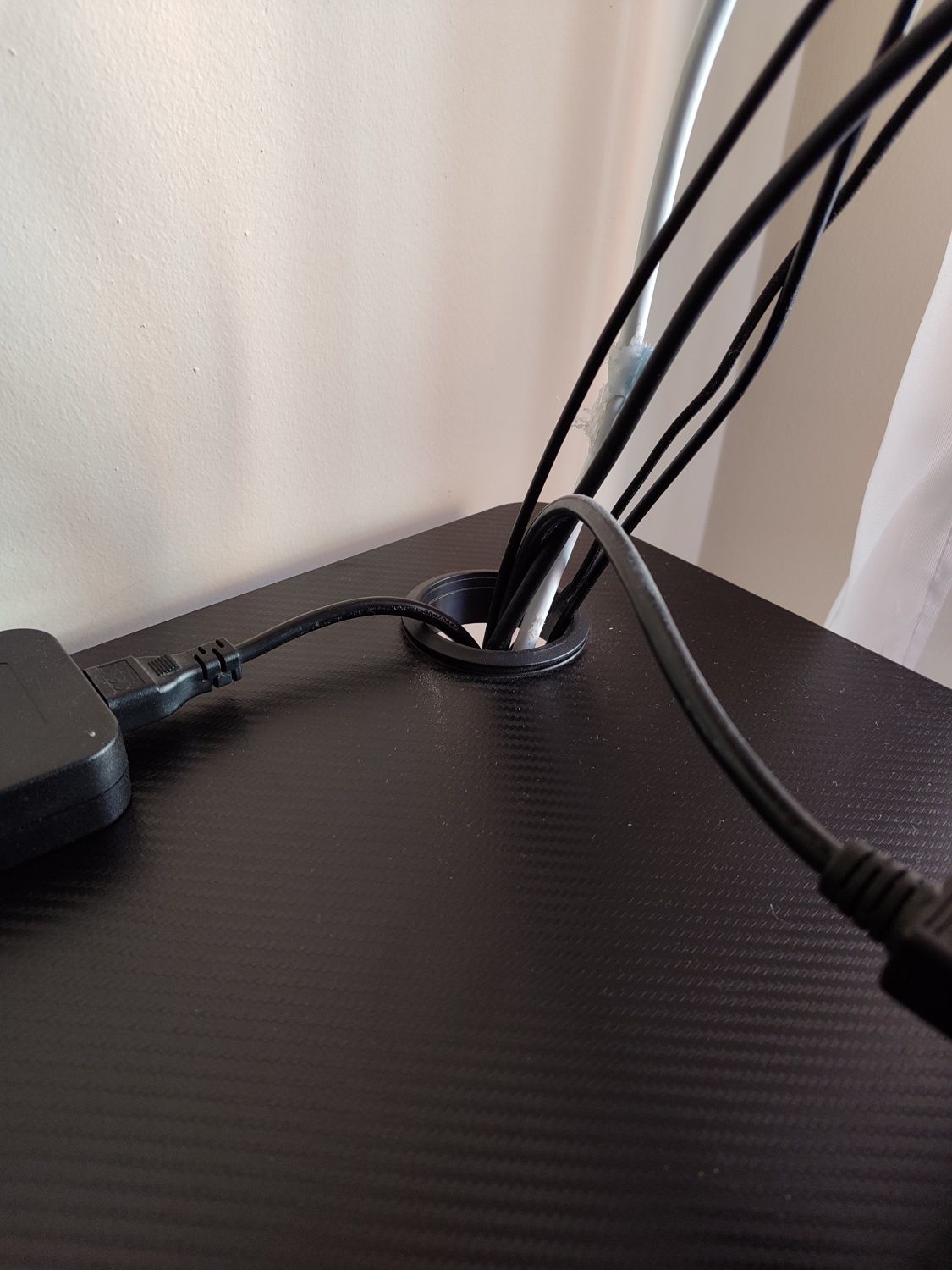 Secretária Gaming em Fibra de Carbono