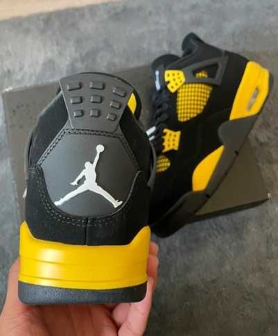 Nike_Air_Jordan_4 |Thunder |Retro| rozmiar EU38