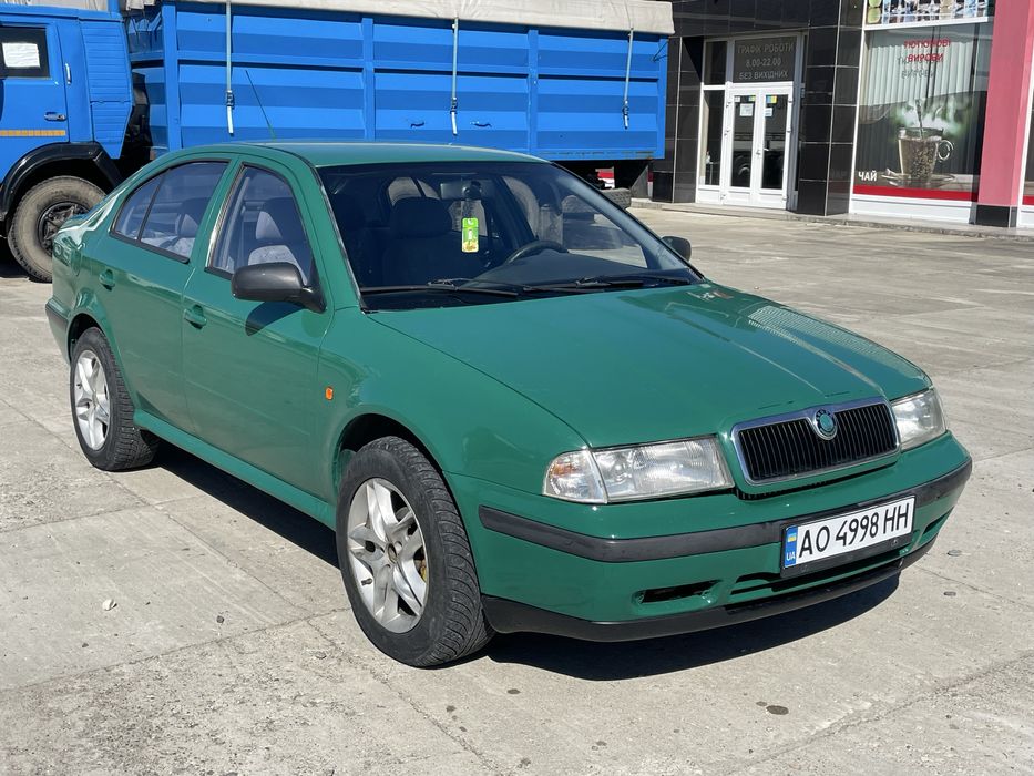 Skoda Octavia ( Tour )