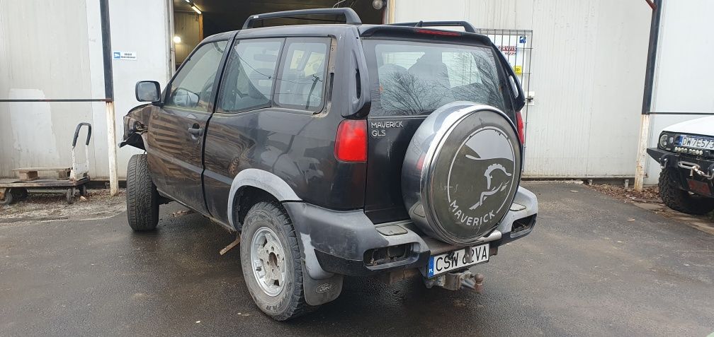 Nissan Terrano Ford maverick klima  2.4 części