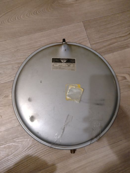 Бак расширительный для котла Hermann в отличном состоянии