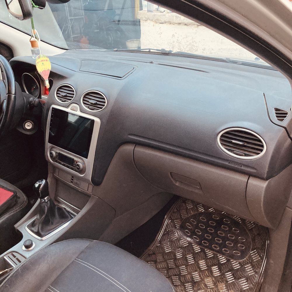 Ford focus titanium 2008