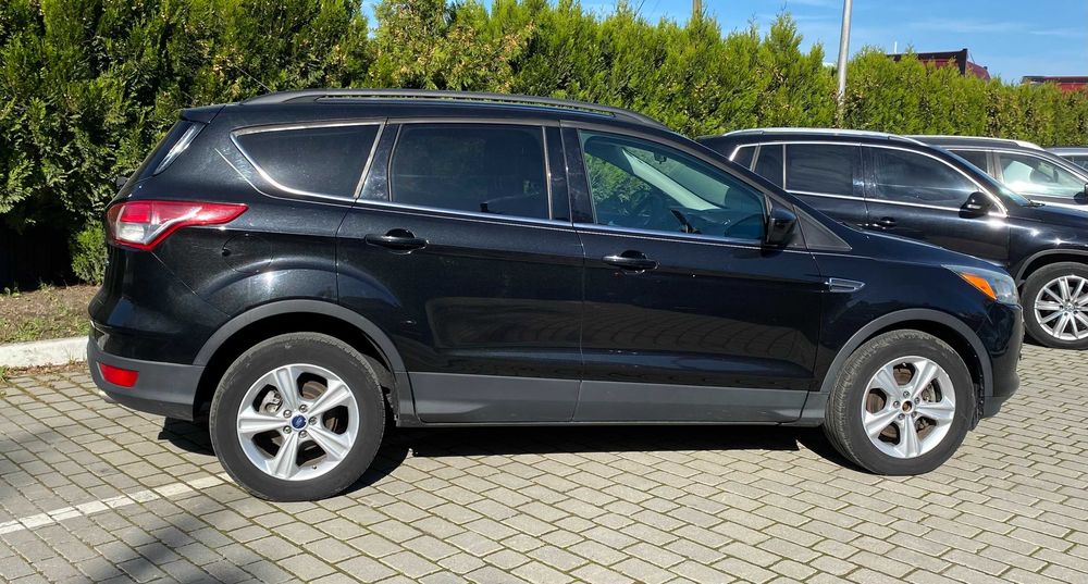 Авто FORD Escape