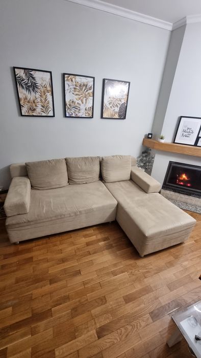 Sofá-Cama 3 lugares, sendo um deles chaise long