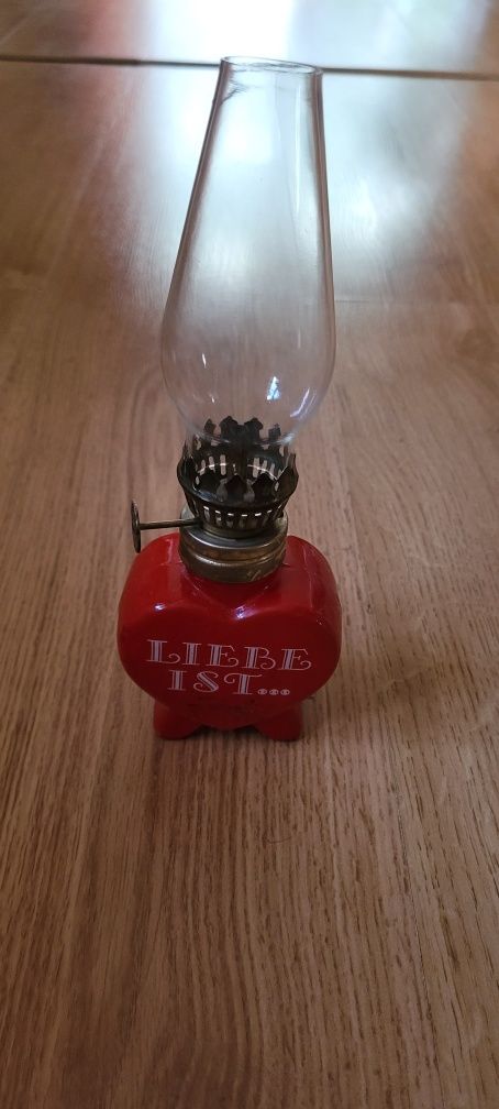 Unikatowa lampa naftowa