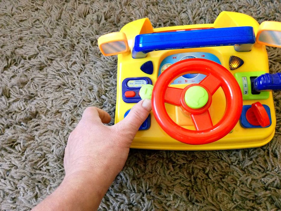 Kierownica interaktywna dla dziecka