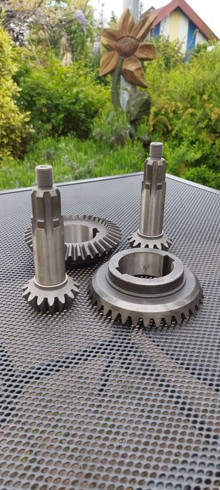 Famarol z229 pająk przetrząsacz karuzelowy zamienniki kół zębatych