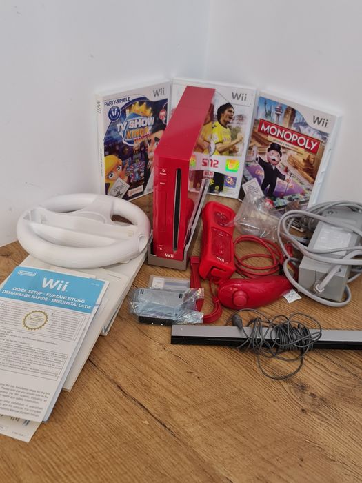 Konsola Nintendo Wii czerwona limited edition plus zestaw gier