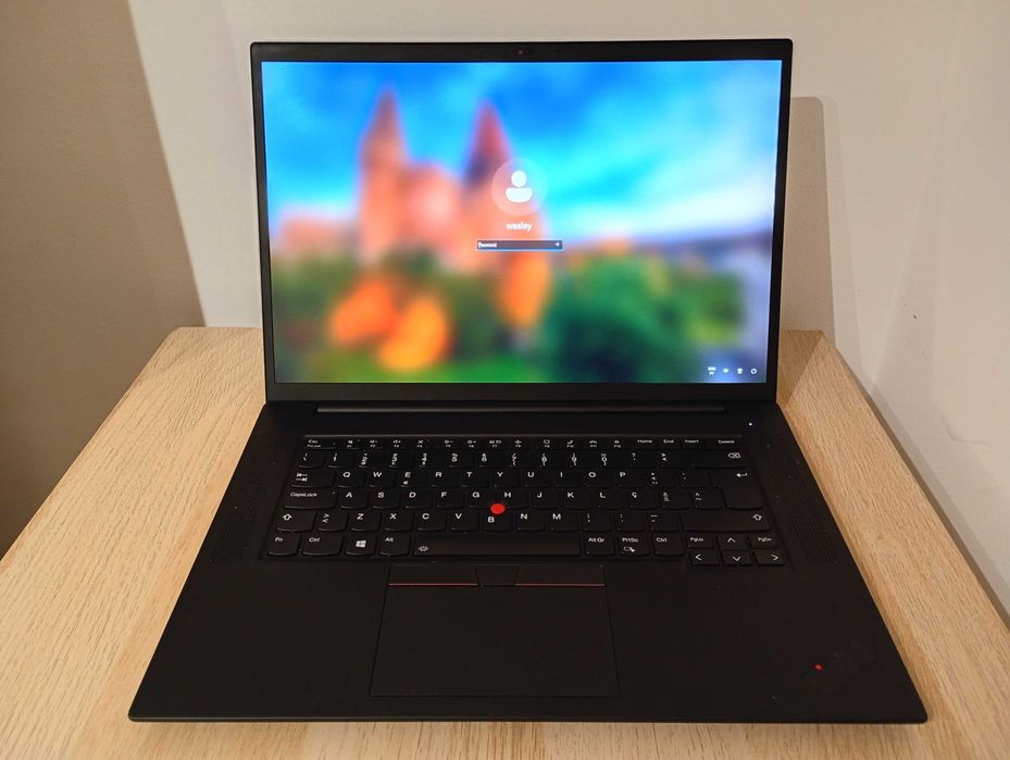 Lenovo X1 extreme Gen 4 i7 - 16" - 1TB - 64gb RAM