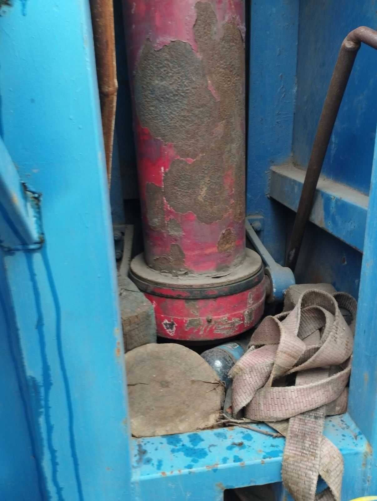 Продам причіп самоскид SCHMITZ SCS 24
