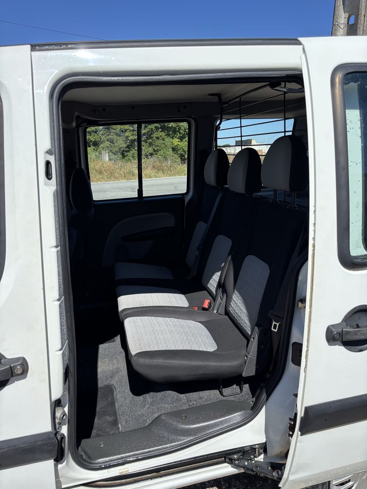 Vendo Fiat doblo 5 lugares diesel
