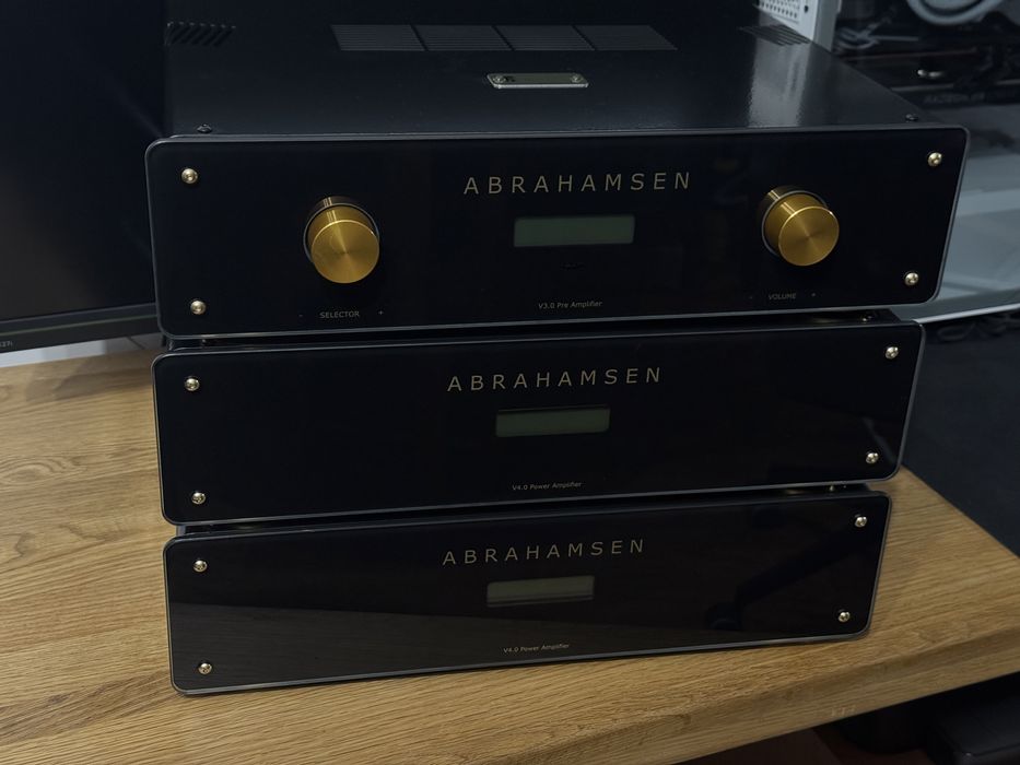 Abrahamsen Przedwzmacniacz v3.0 Up + dwie końcówki v4.0 Up. Pilot BDB