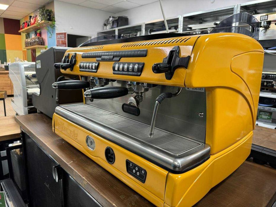 Кавомашина в оренду Київ та область ,Оренда Київ La Spaziale s5