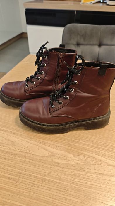 Buty skórzane Zara wysokie roz. 35