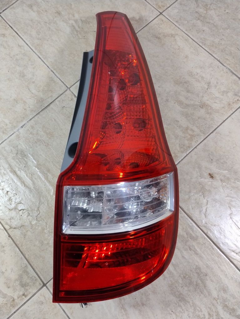 Hyundai i30 Lift CF kombi lampa prawy tył Europa kompletna wysyłka